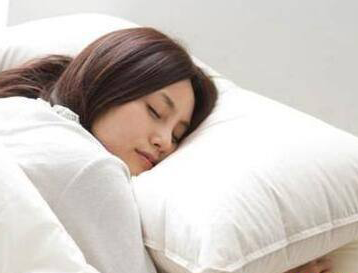 枕頭選用不當(dāng)或?qū)?lái)5種問(wèn)題